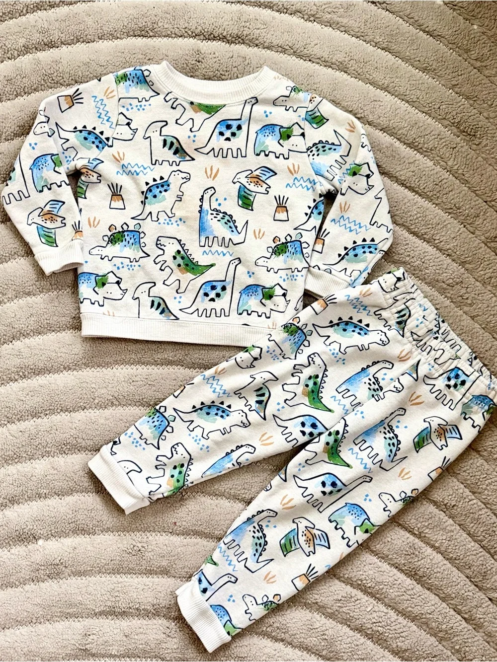Garanimals White Kids Pajama Set with Blue & Green Dinosaur Print